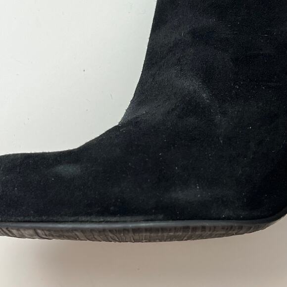 Enzo Angiolini Eavaried Sued Booties with Chain Size 7.5M Minimalist Date Night - Picture 12 of 13